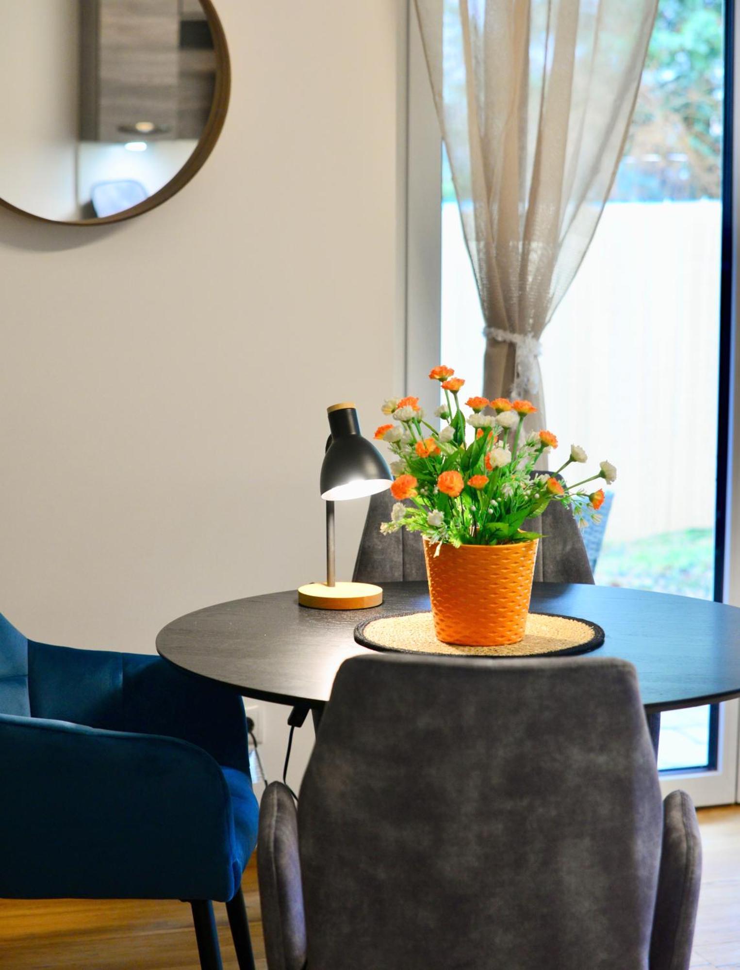 Appartamento New With Parking And Metro In Front Of The House Vienna Esterno foto
